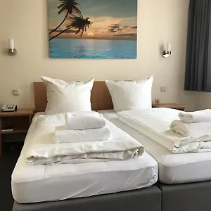 Hotel La Isla, Köln