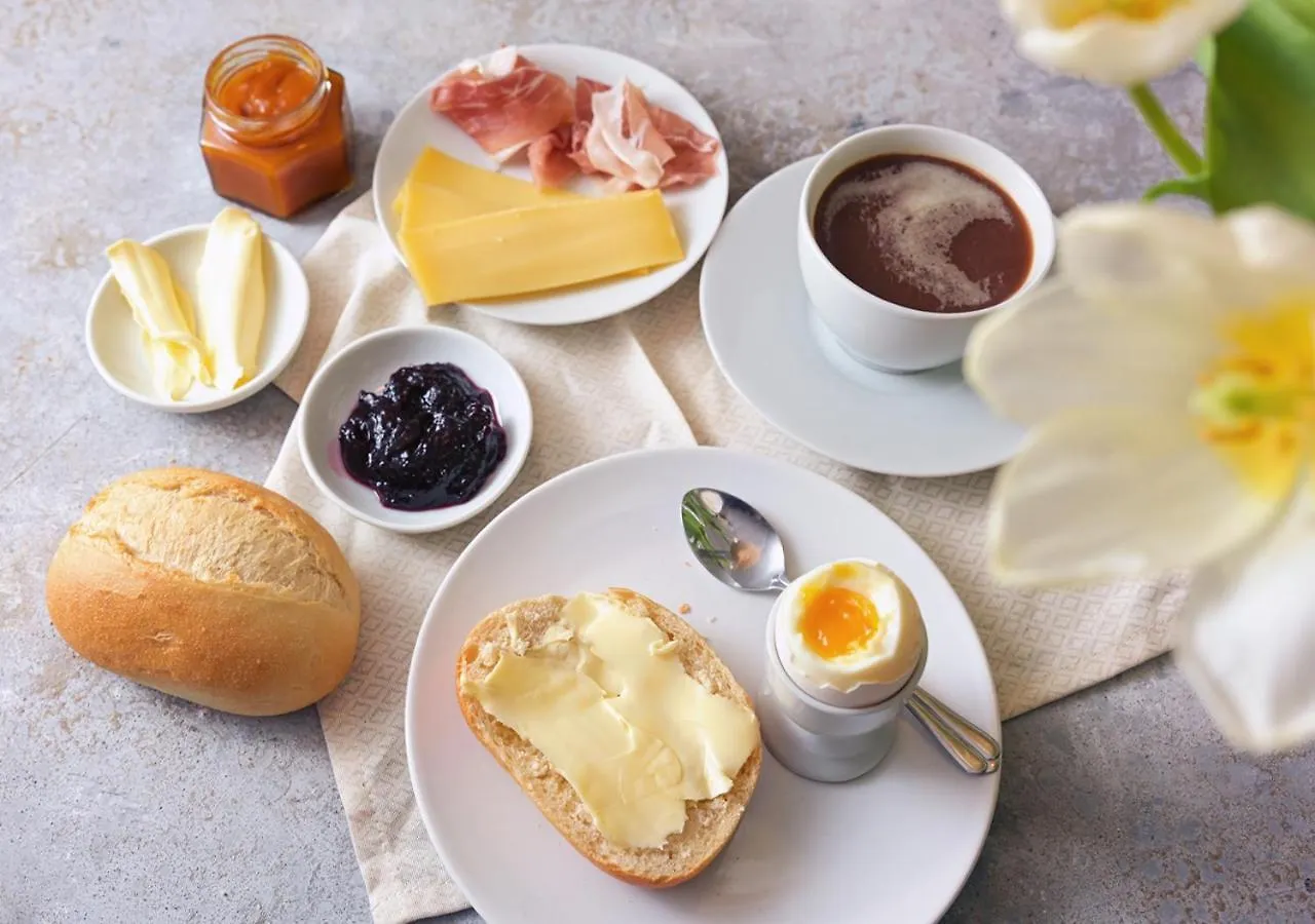 Couette-café Hotel Regina - Garni Koeln